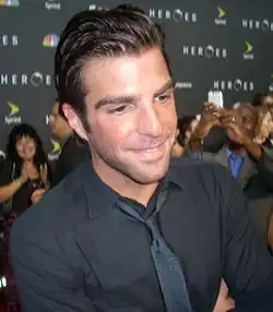 Zachary Quinto interprète Gabriel « Sylar » Gray