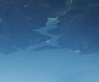 Vua aérienne de la baie de la Raša.