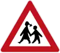 L'ancien panneau "Attention enfants" (autre couleur rouge; 1971–1992)