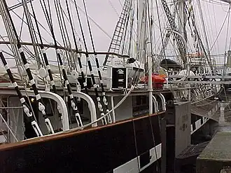 Détail du pont central.