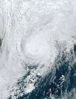 Zeta le 28 octobre à 20&nbsp;h&nbsp;16&nbsp;UTC à son pic touchant la côte de la Louisiane.