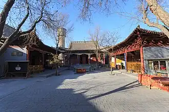 Temple principal et pèidiàn du Nord et du Sud 南北配殿