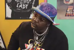 Zuukou Mayzie en 2022 dans l'émission Fanzine