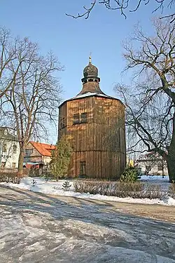 Clocher octogonal en bois datant du XVIe&nbsp;siècle.