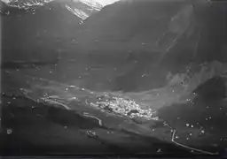 Photo aérienne par Walter Mittelholzer (1931).