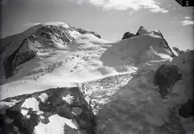 De gauche à droite : le Gwächtenhorn, le Tierberglimi, le Hinter Tierberg et le Mittler Tierberg.