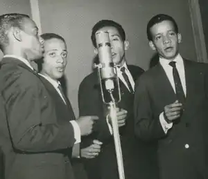Description de l'image The Golden Boys.tif.